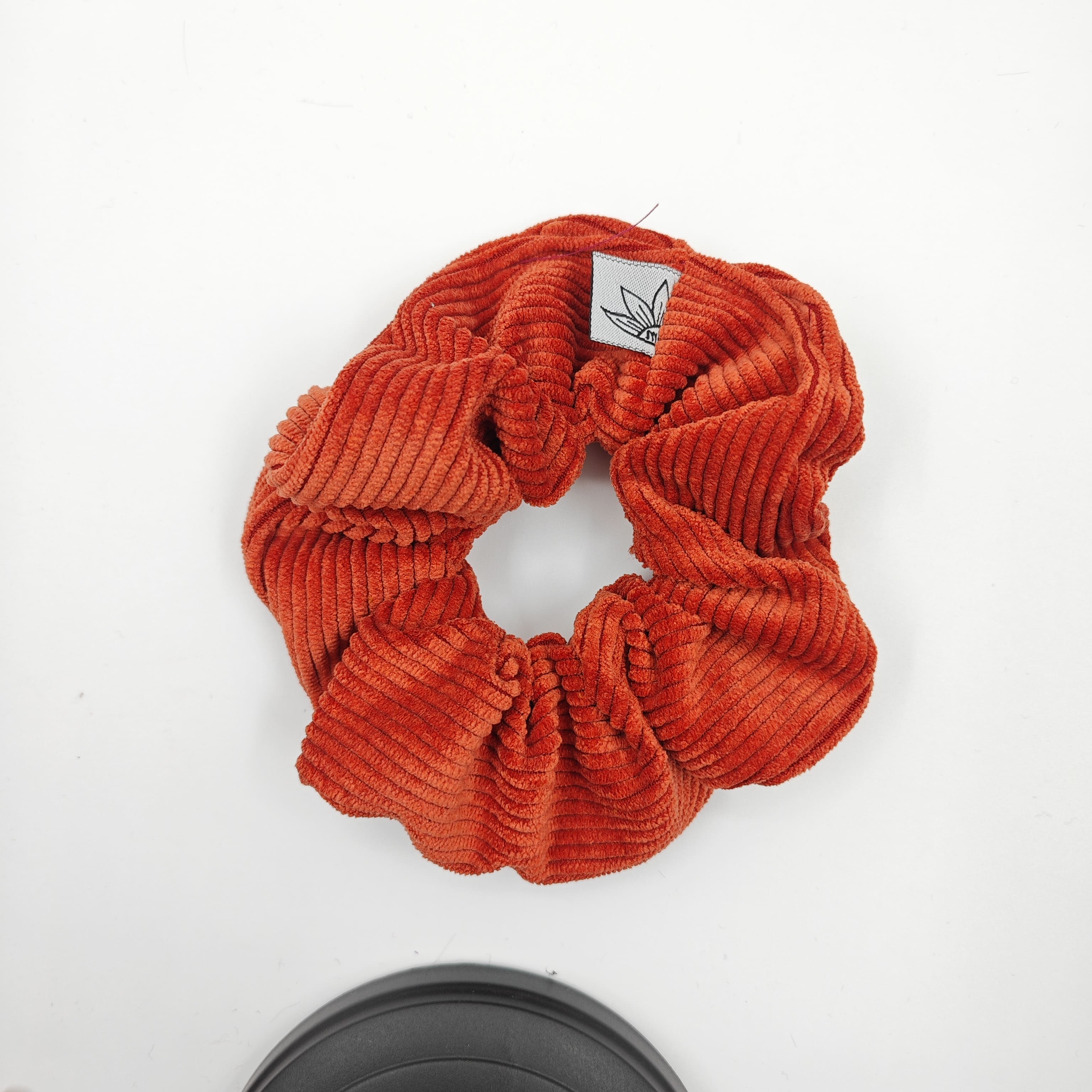 Elastico in velluto a coste rosso aranciato - immagine 2