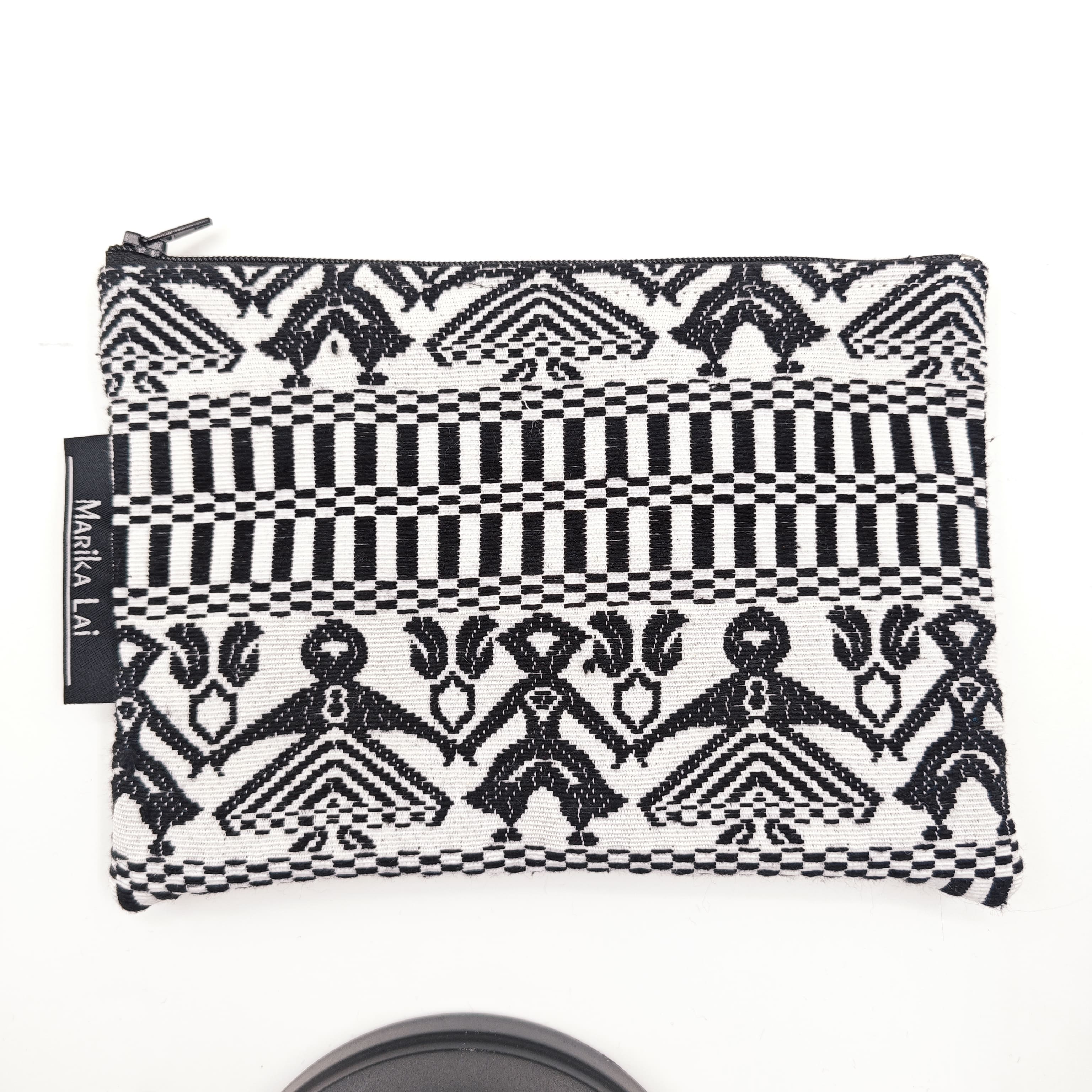 Pochette Tessuto sardo Ballu Tundu b/n