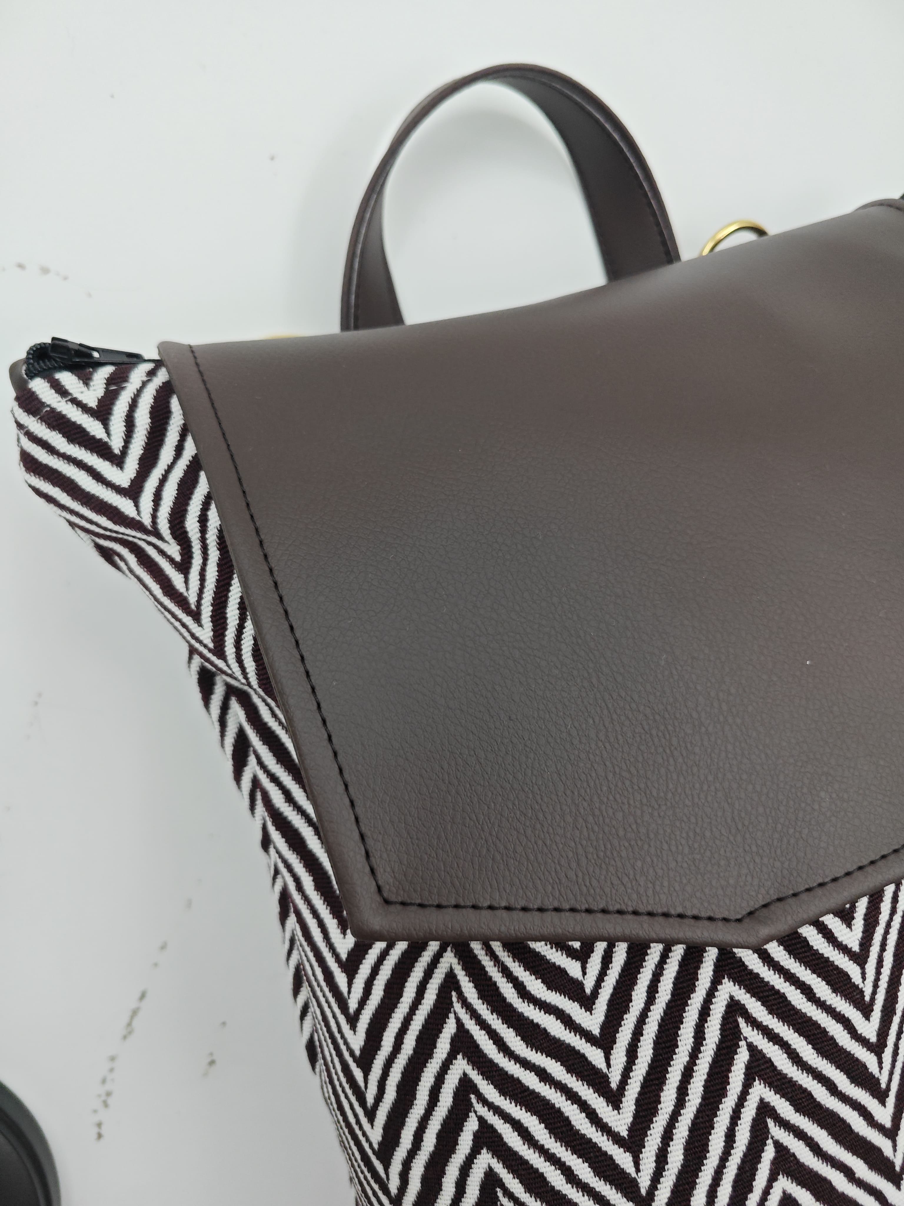 Zaino Chevron Marrone ecopelle marrone - immagine 3